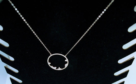 Collier "Shining Circle" en argent sterling, assorti de zircones